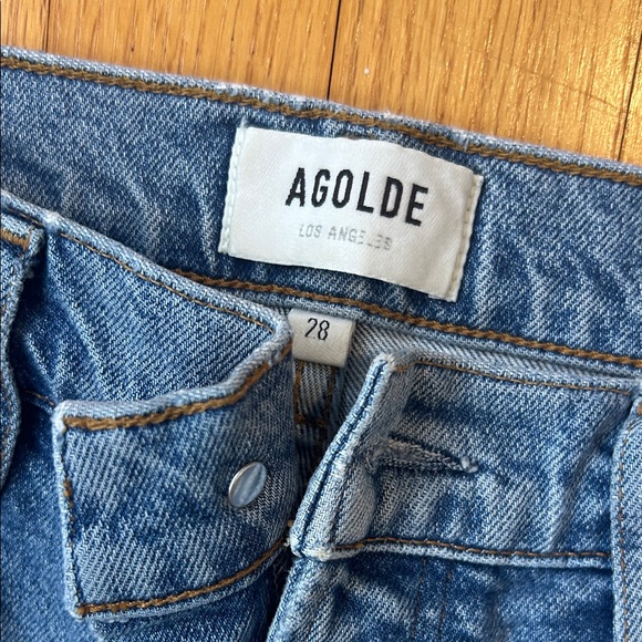 Distressed Agolde “Riley” Blue Jeans - Picture 2 of 5